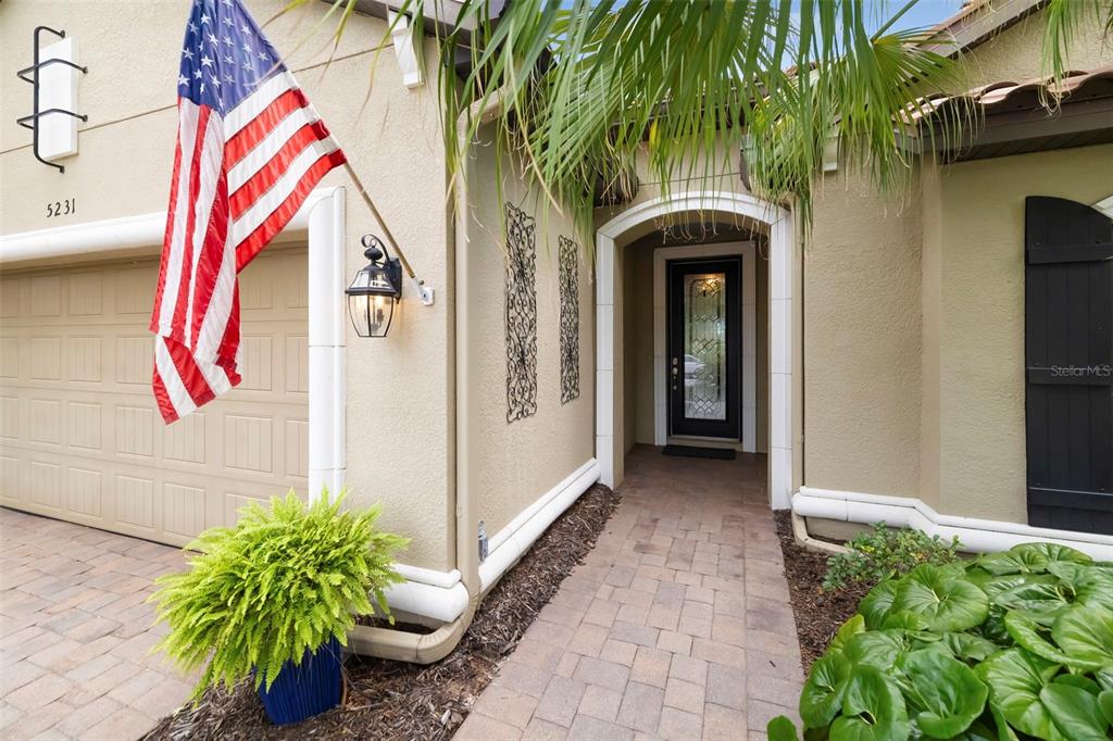 5231 Castello Lane Lakewood Ranch, FL 34211 - Photo 4 of 76 Gallery Image 4