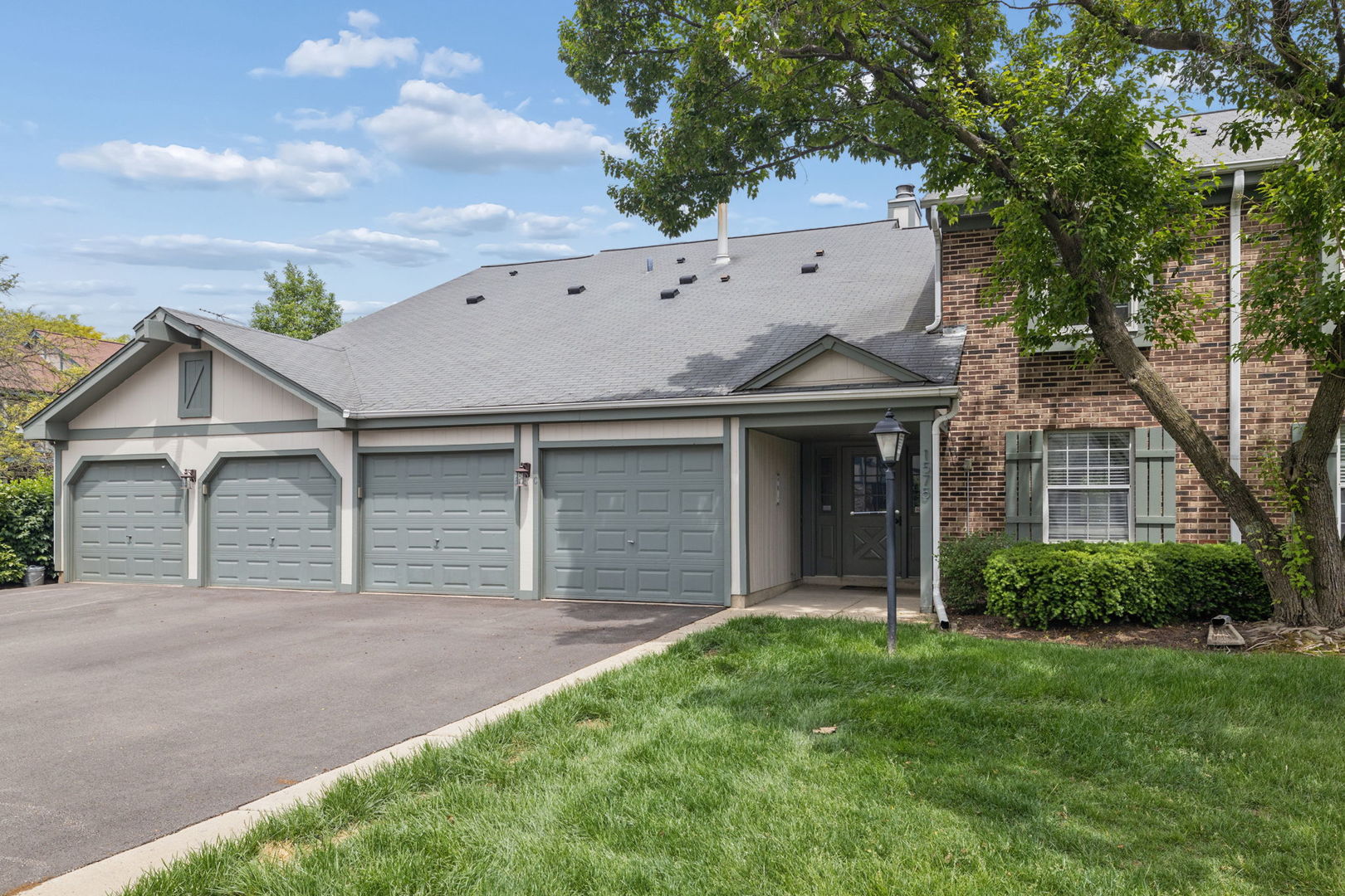 1575 Stonehill Court, Unit A Wheaton, IL 60189 - Photo 1 of 27