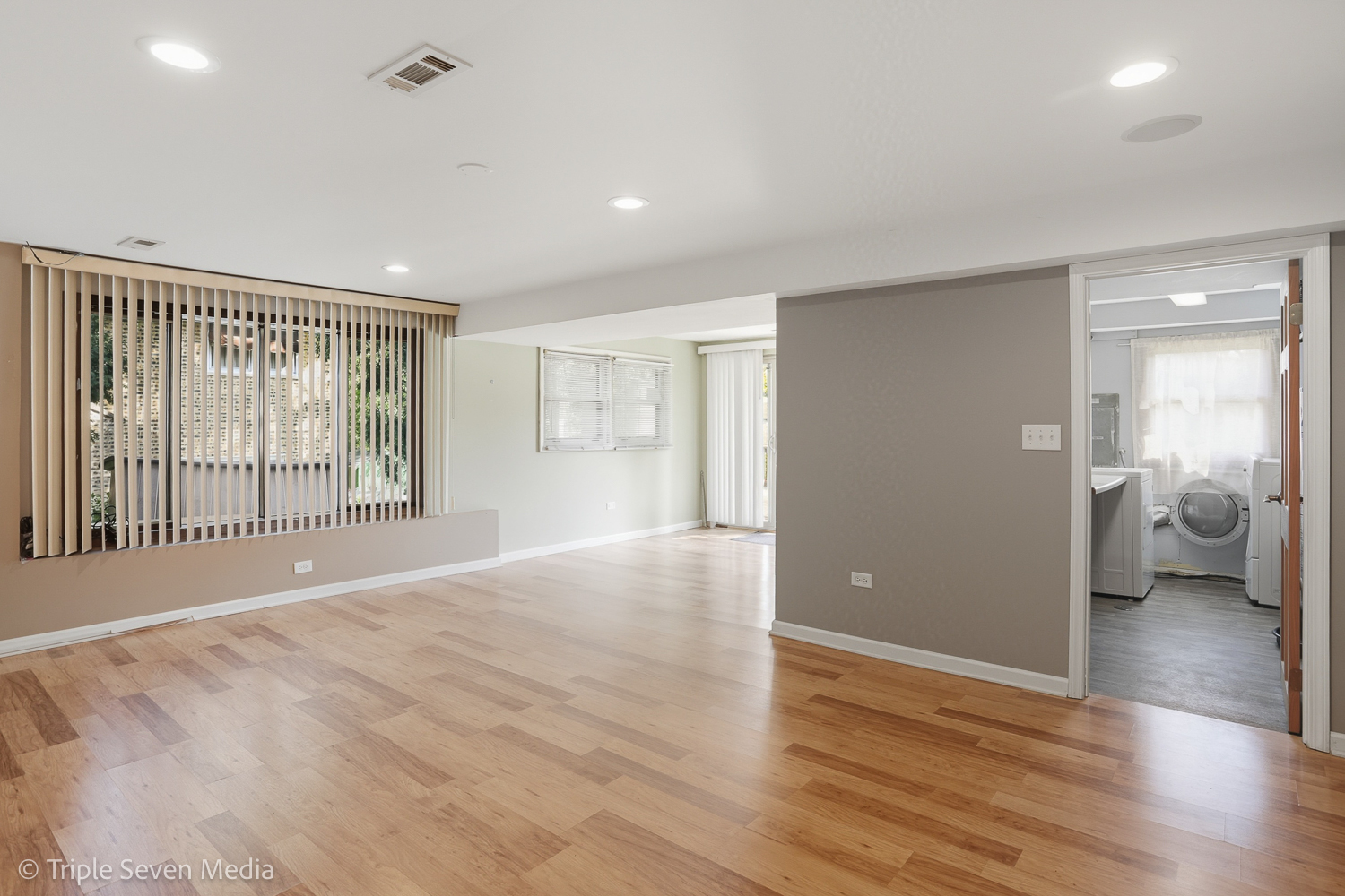 11307 German Church Road Willow Springs, IL 60480 - Photo 47 of 49 a view of livingroom with furniture and wooden floor