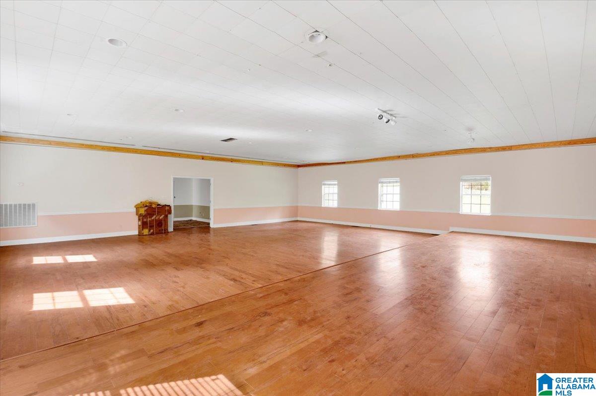 220 Burgett Road Oneonta, AL 35121 - Photo 8 of 21