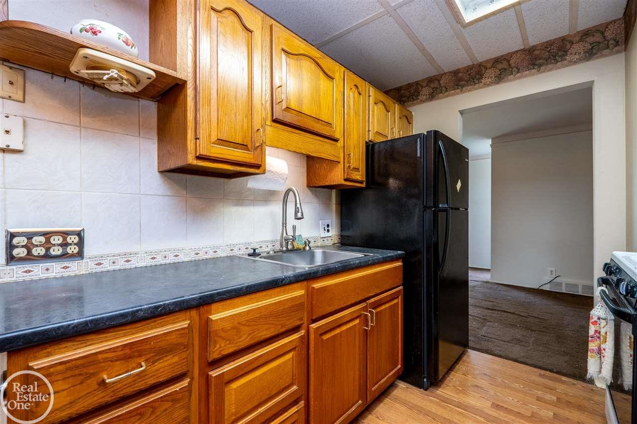 8401 18 18 Mile Road, Unit 50 Sterling Heights, MI 48313 - Photo 8 of 27