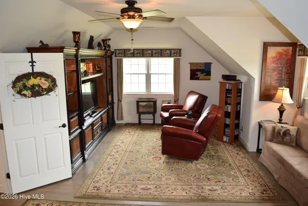 $1,600 | 245 Blue Valley Road, Vass, NC 28394