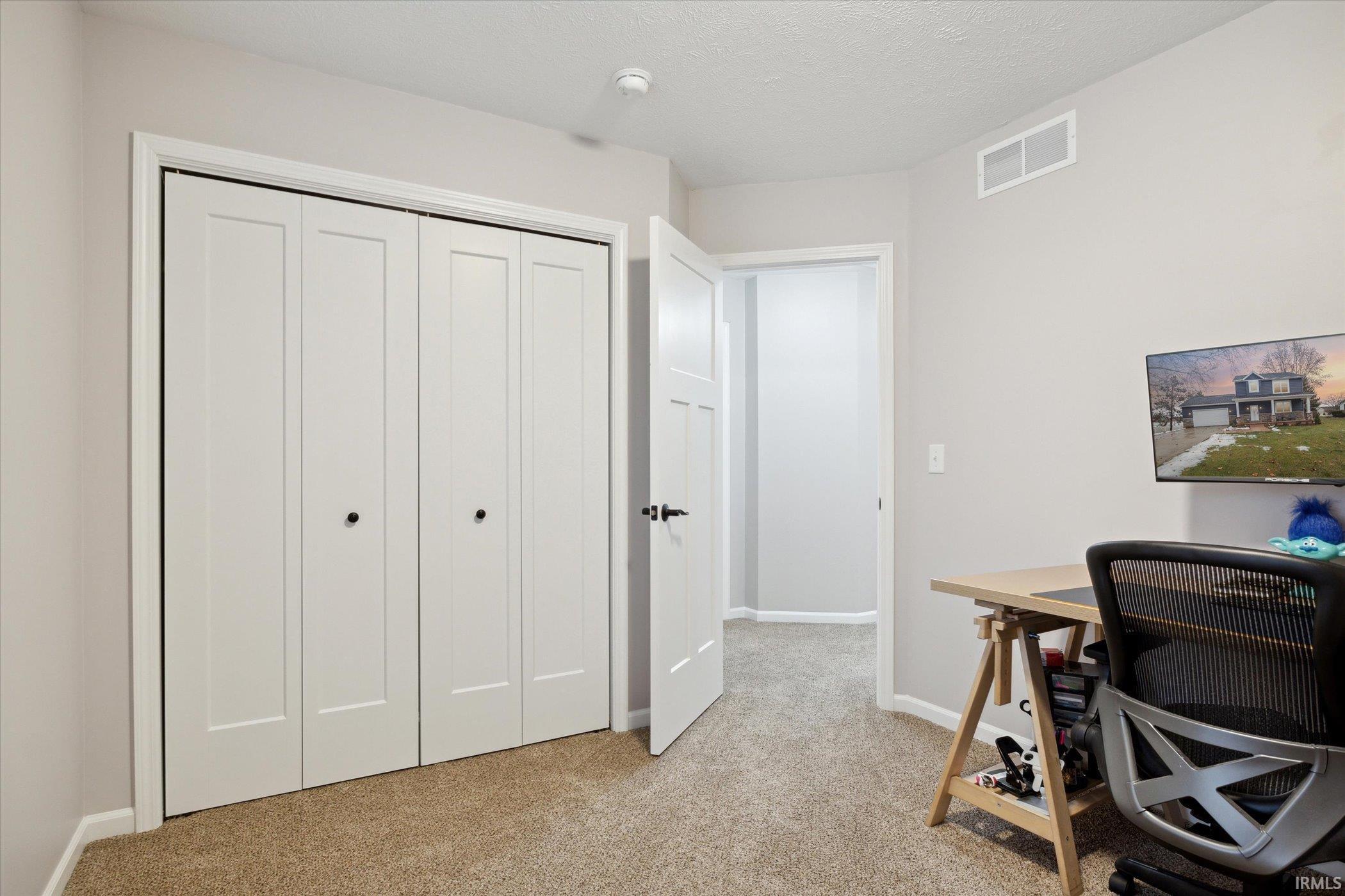 55844 Buckeye Road Mishawaka, IN 46545 - Photo 18 of 35 Gallery Image 18