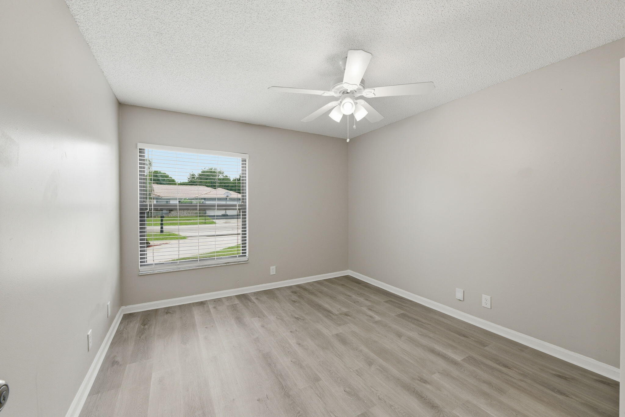 21074 Shady Vista Lane Boca Raton, FL 33428 - Photo 21 of 34 ListerPros_019