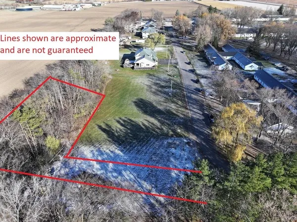 $22,500 | 19 Western, North Freedom, WI 53951