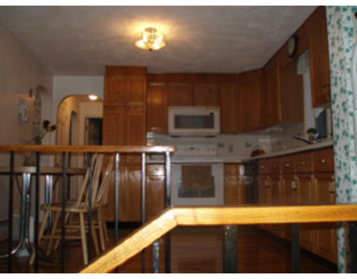 51 Skelton Road Burlington, MA 01803 - Photo 4 of 10 Gallery Image 4