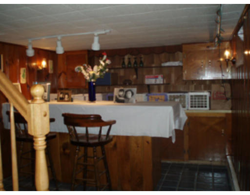 51 Skelton Road Burlington, MA 01803 - Photo 10 of 10 Gallery Image 10