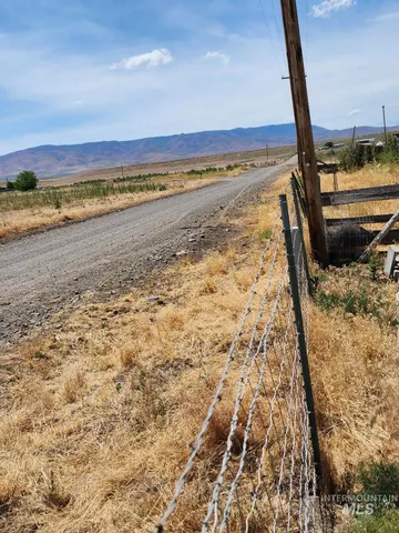 $249,000 | 2712 13th Avenue, Vale, OR 97918