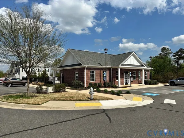 $489,000 | 8183 Carriage Homes Drive, Henrico, VA 23294
