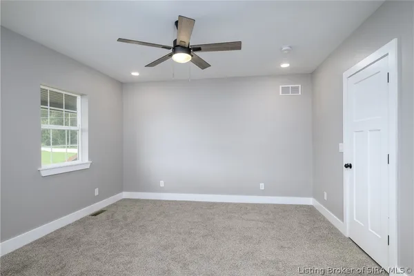 $354,900 | 3913 Paoli Pike, Floyds Knobs, IN 47119