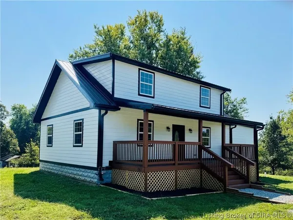 $354,900 | 3913 Paoli Pike, Floyds Knobs, IN 47119