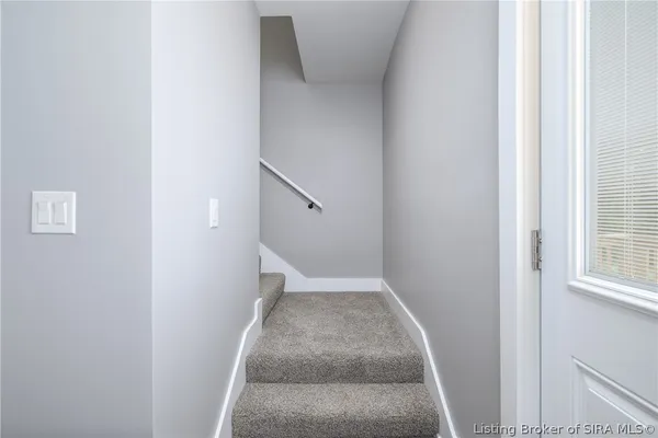 $354,900 | 3913 Paoli Pike, Floyds Knobs, IN 47119