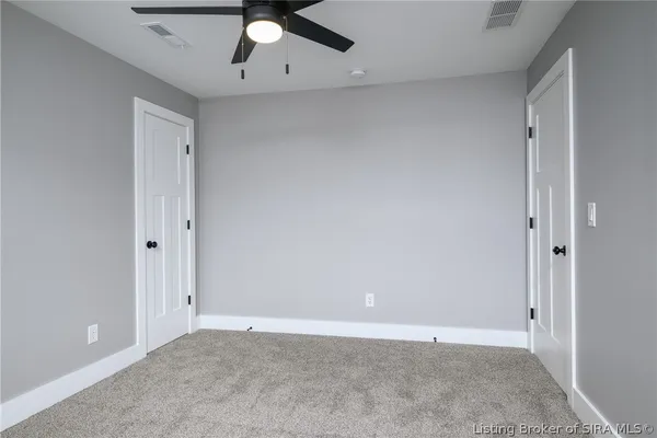 $354,900 | 3913 Paoli Pike, Floyds Knobs, IN 47119