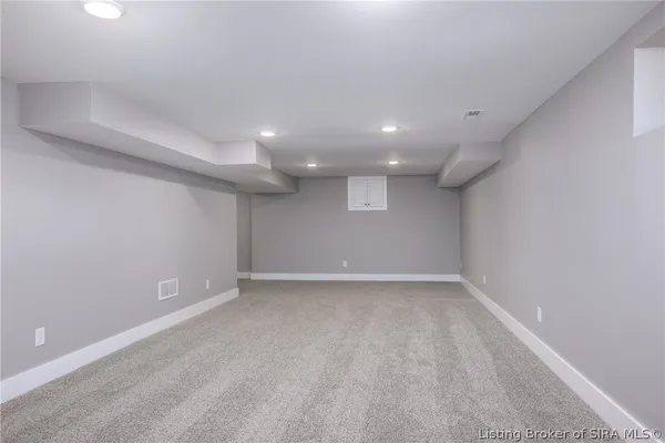 $354,900 | 3913 Paoli Pike, Floyds Knobs, IN 47119