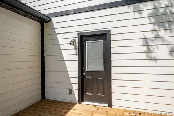 $354,900 | 3913 Paoli Pike, Floyds Knobs, IN 47119