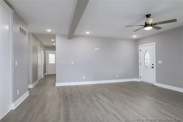 $354,900 | 3913 Paoli Pike, Floyds Knobs, IN 47119
