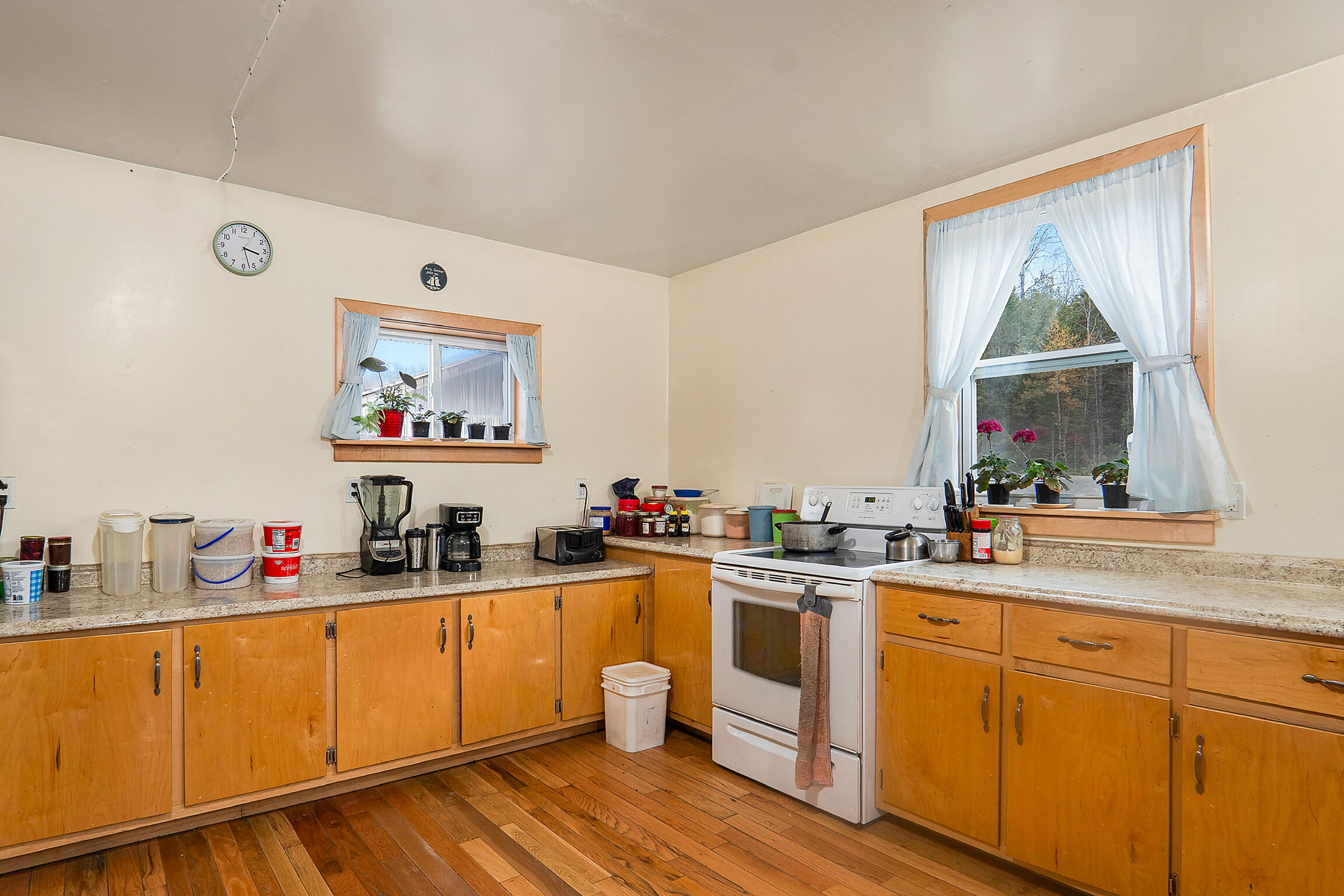 68 Dunn Road Dexter, ME 04930 - Photo 22 of 85 Kitchen