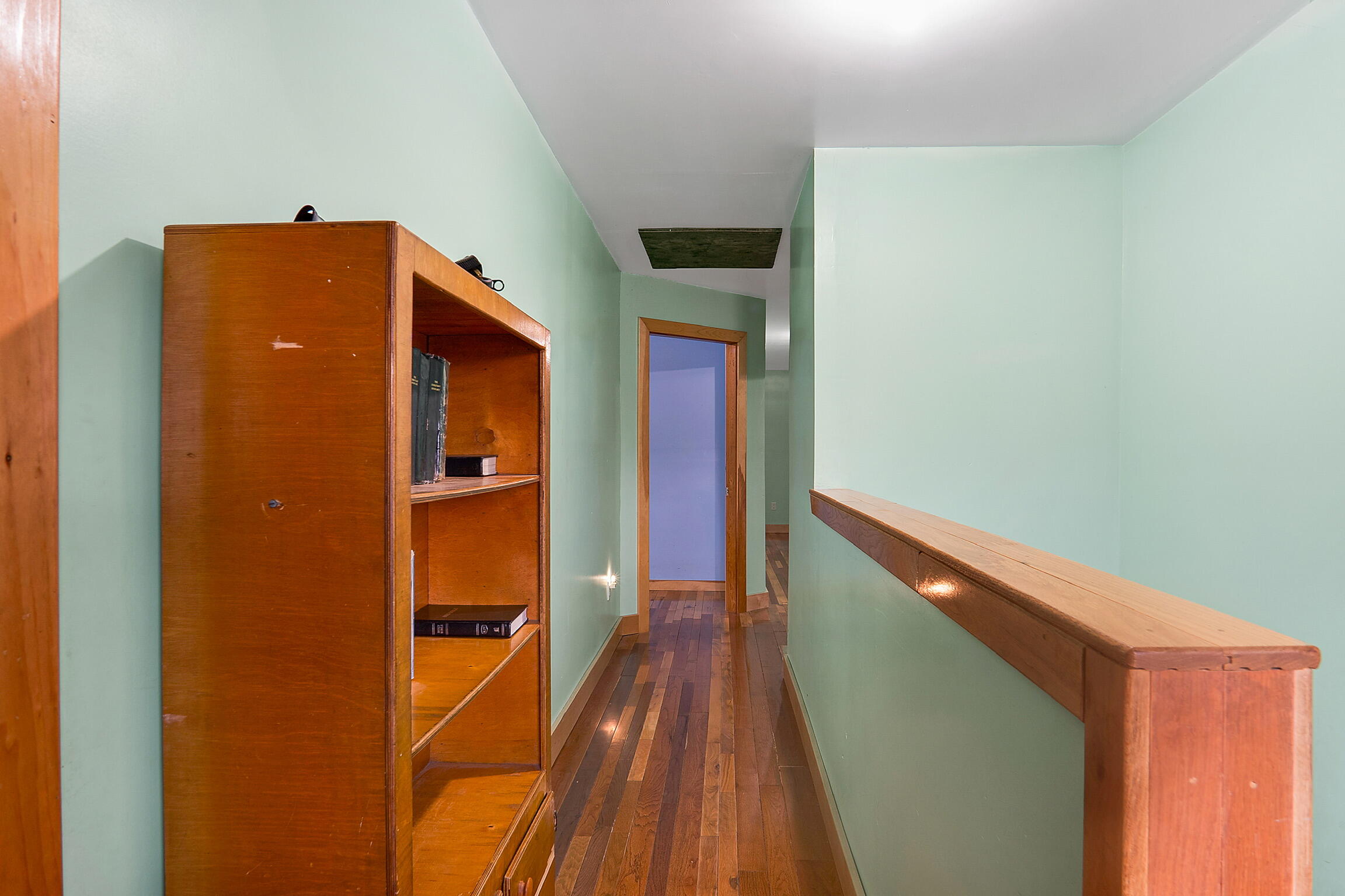 68 Dunn Road Dexter, ME 04930 - Photo 35 of 85 Hallway