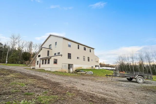 $440,000 | 68 Dunn Road, Dexter, ME 04930
