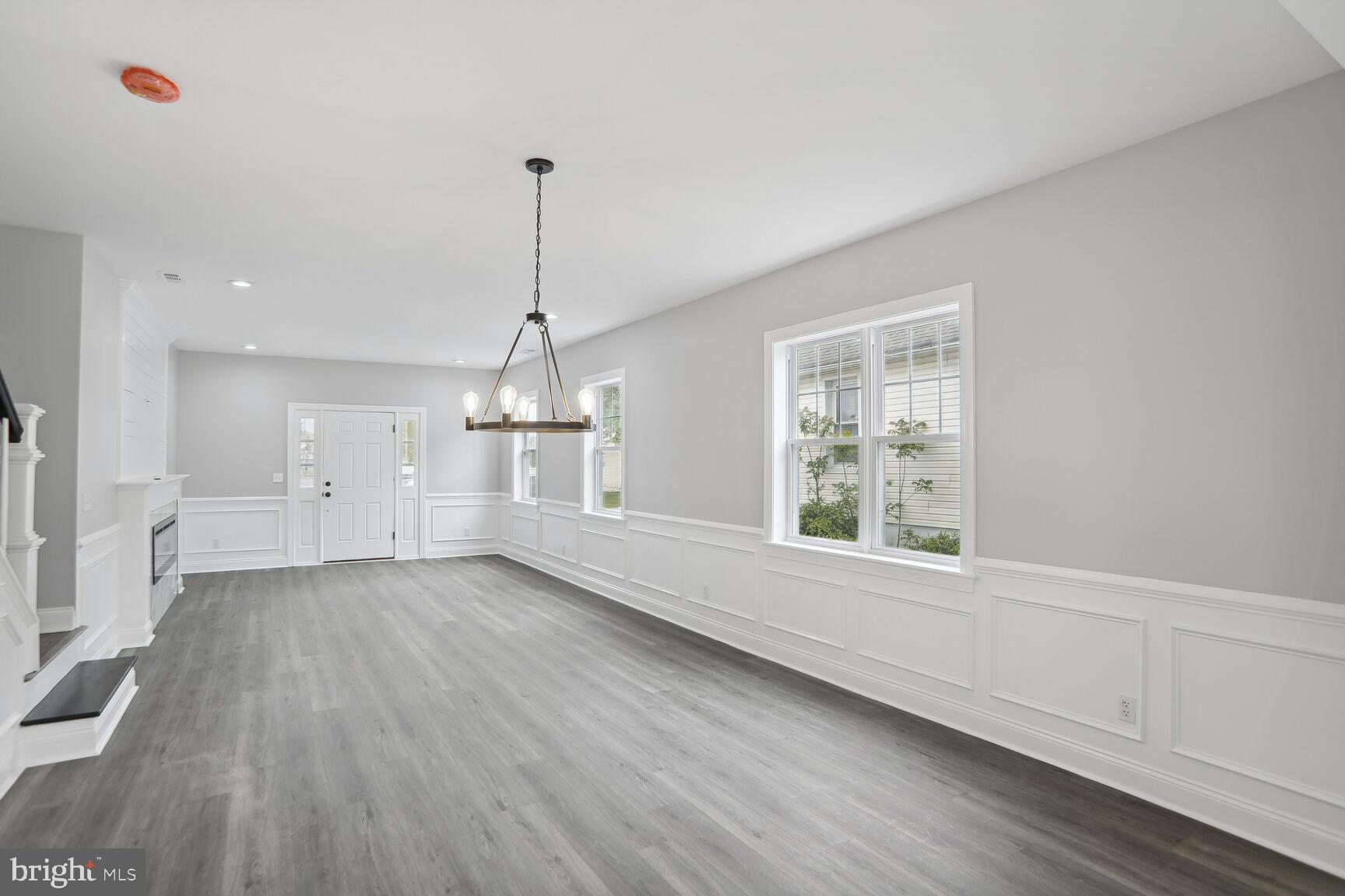 344 Sylvan Street Riverside, NJ 08075 - Photo 6 of 25 Dining Room