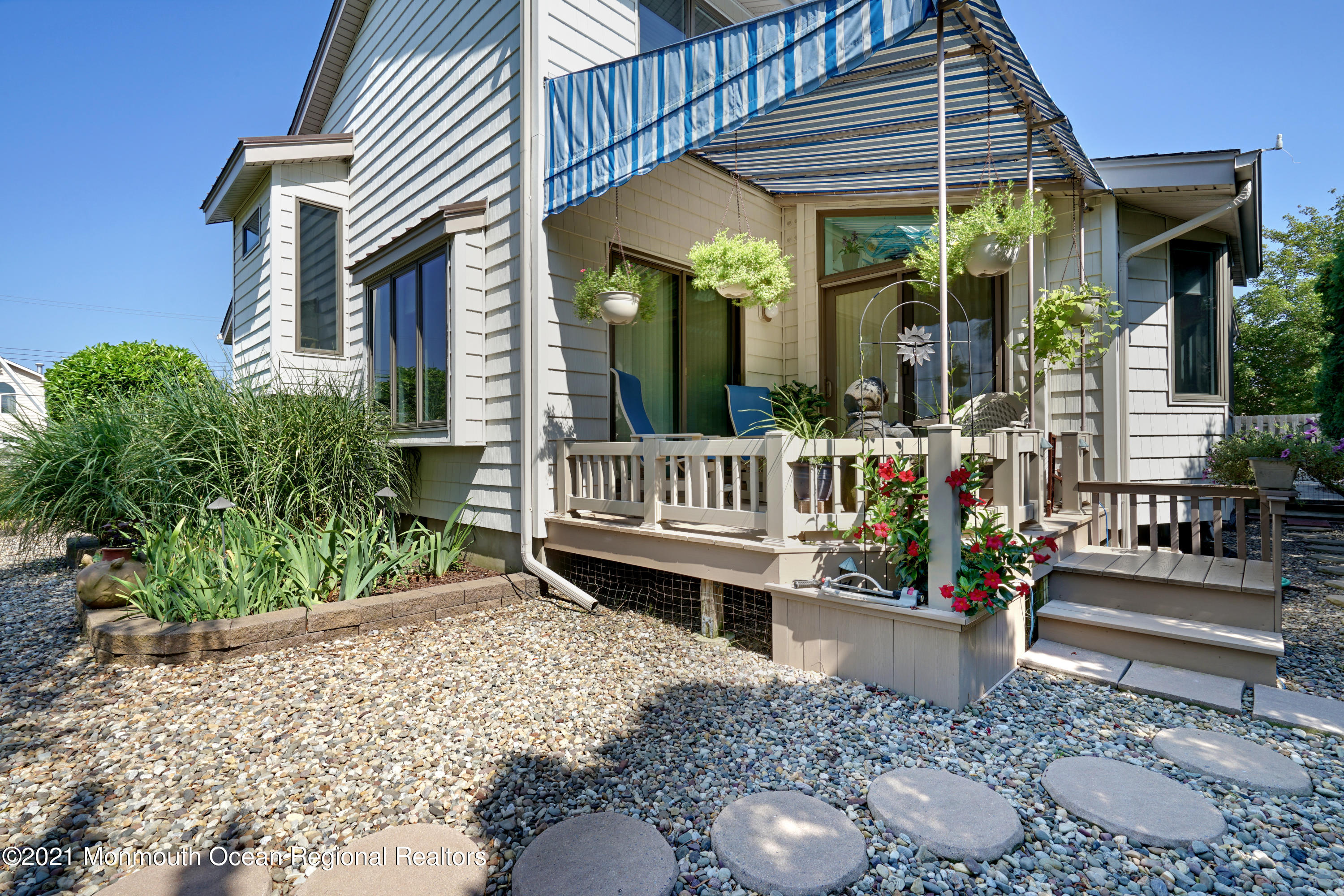 23 Cove Road West Bayville, NJ 08721 - Photo 9 of 50 8 (1)