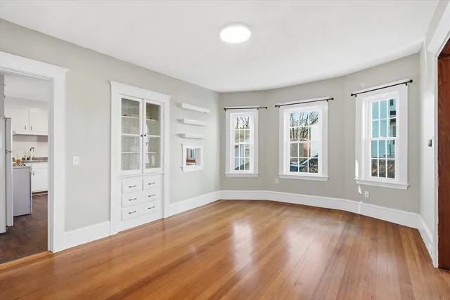 $2,400 | 8 Porter Street, Unit A, Woburn, MA 01801