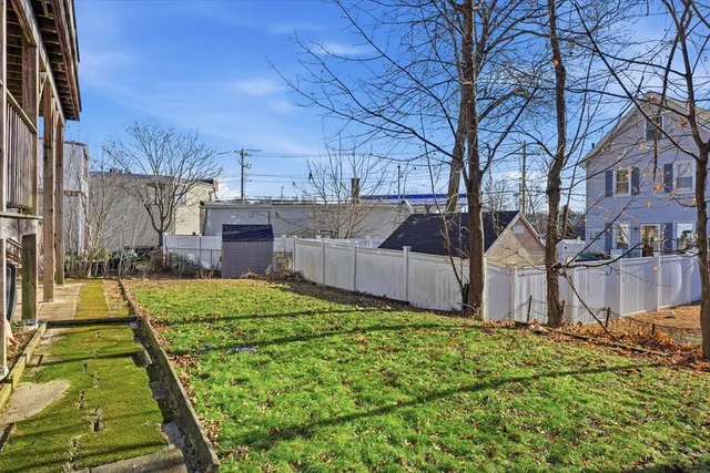 $2,400 | 8 Porter Street, Unit A, Woburn, MA 01801