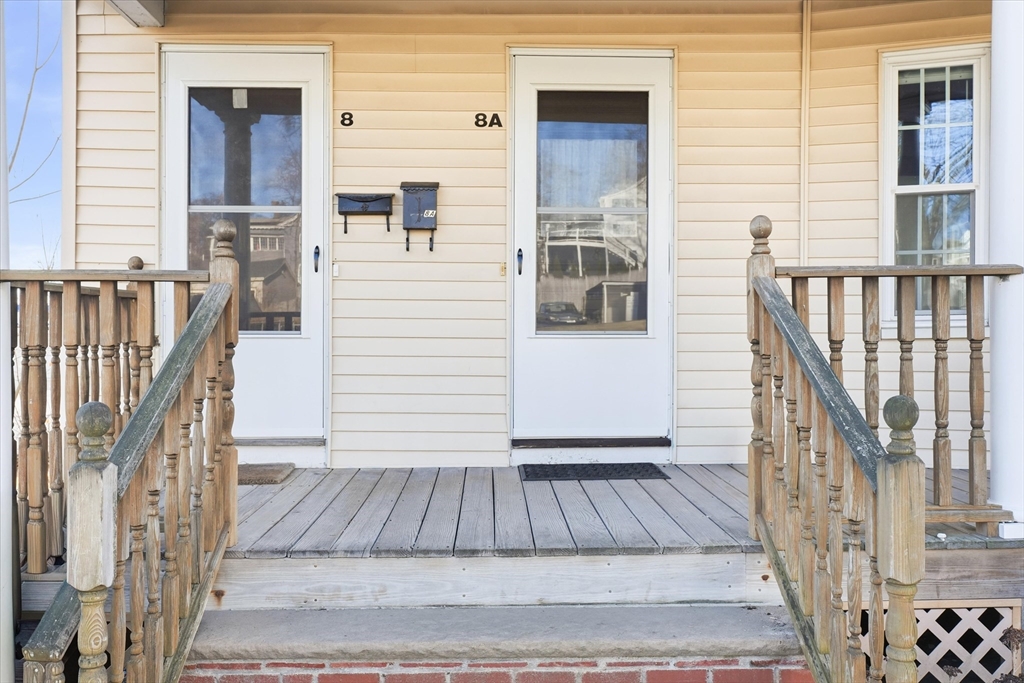 8 Porter Street, Unit A Woburn, MA 01801 - Photo 4 of 36