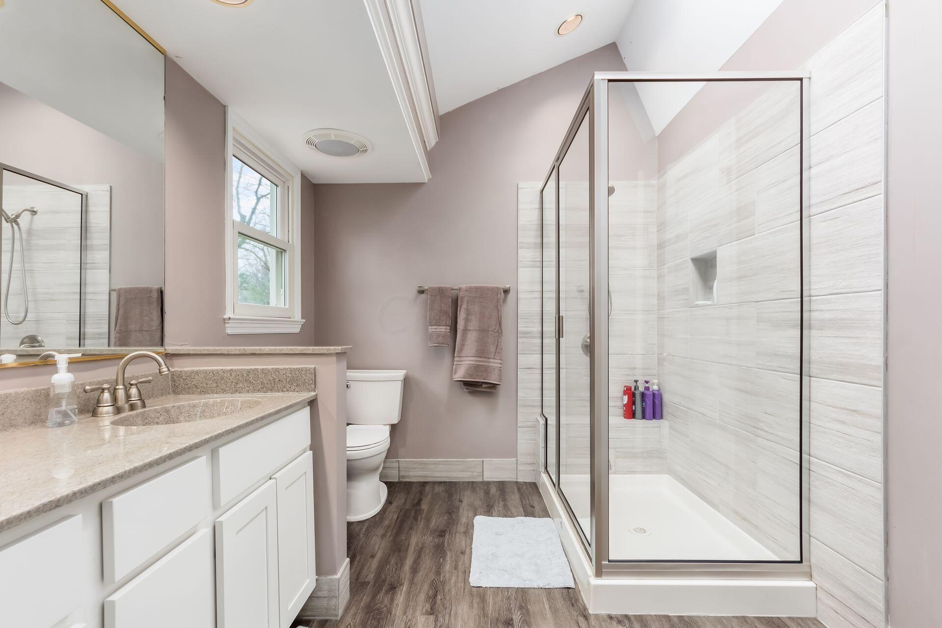 4412 Castleton Road West Upper Arlington, OH 43220 - Photo 10 of 25 Gallery Image 10