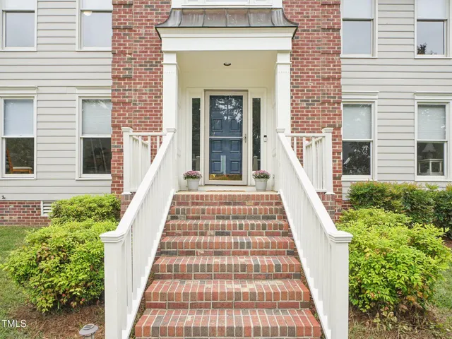 $659,900 | 2709 Iman Drive, Raleigh, NC 27615