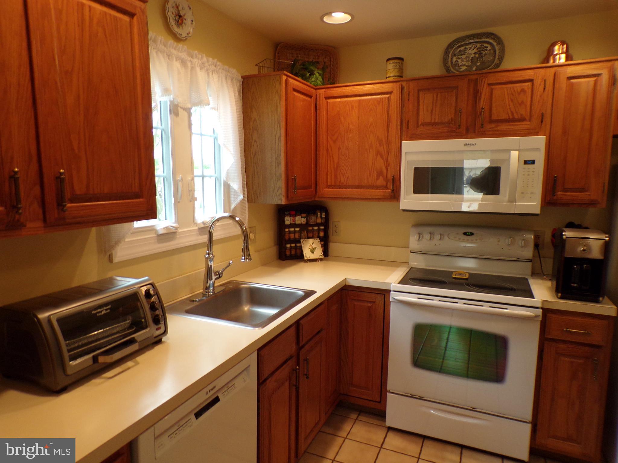 1 Pine Tree Court Reading, PA 19607 - Photo 6 of 22 Gallery Image 6