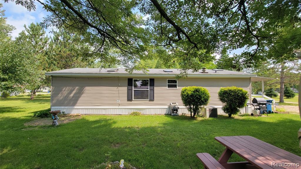 4349 Bay Road Gladwin, MI 48624 - Photo 26 of 26