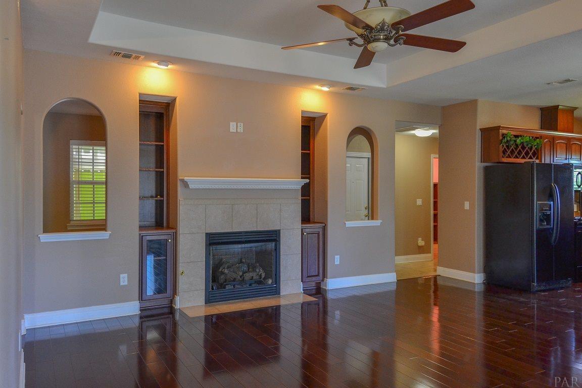 4304 Bayou Ridge Drive Pace, FL 32571 - Photo 5 of 46 Gallery Image 5