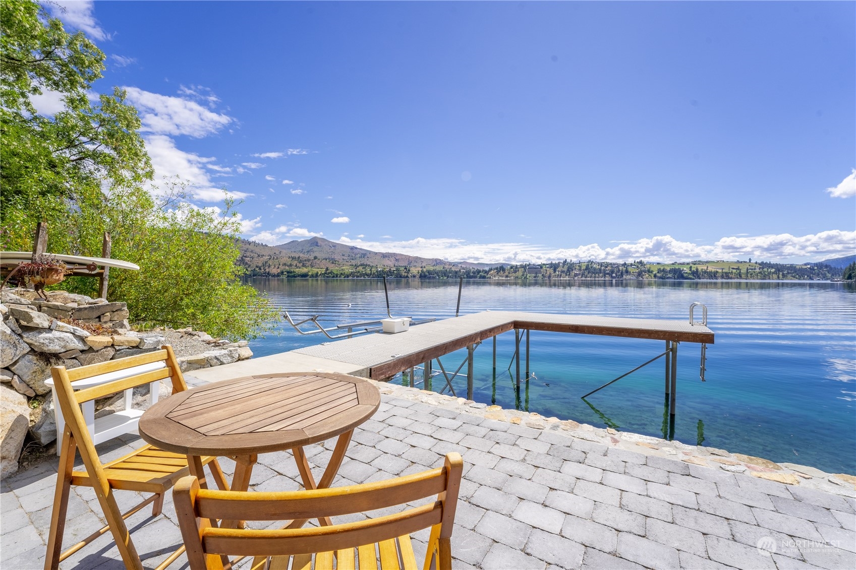 13561 South Lakeshore Road Chelan, WA 98816 - Photo 35 of 40