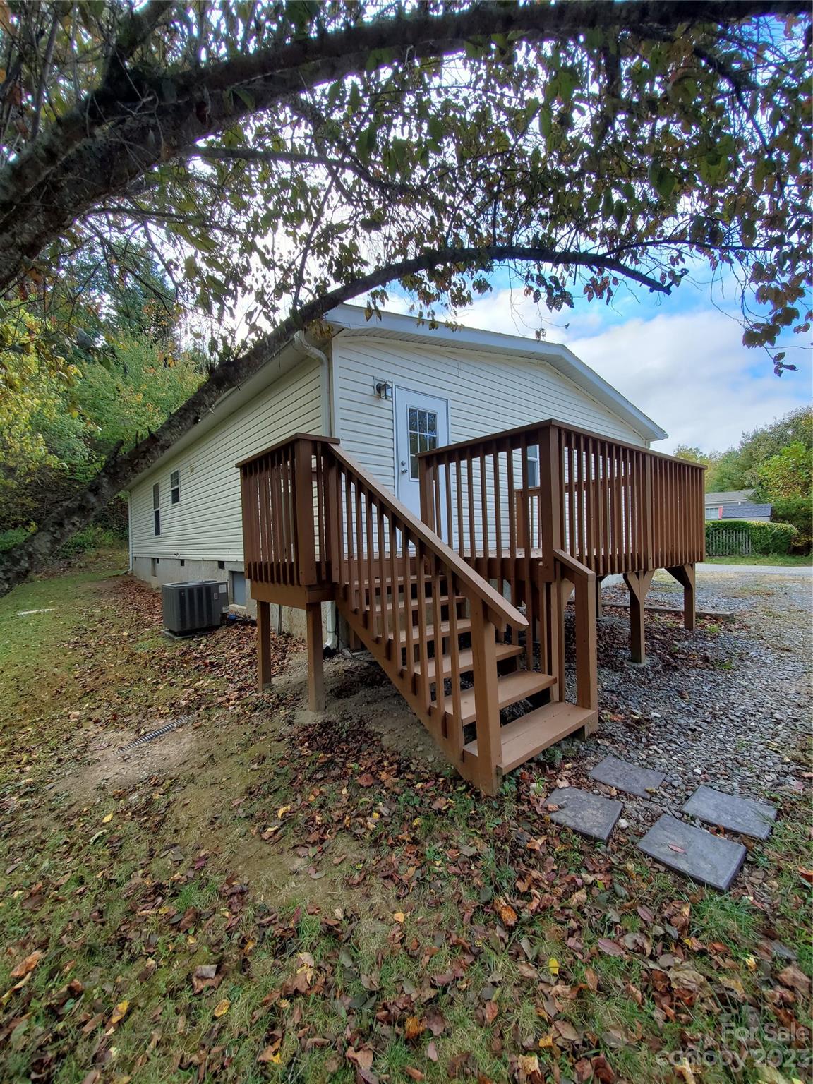 45 Goose Creek Road Swannanoa, NC 28778 - Photo 3 of 12 Gallery Image 3