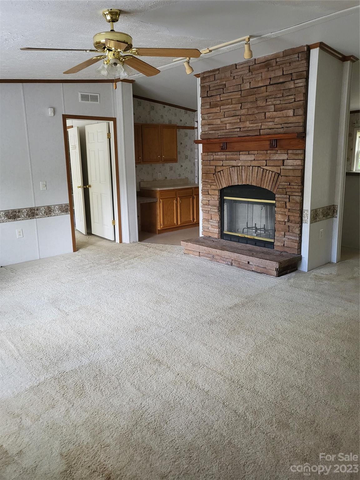 45 Goose Creek Road Swannanoa, NC 28778 - Photo 7 of 12 Gallery Image 7
