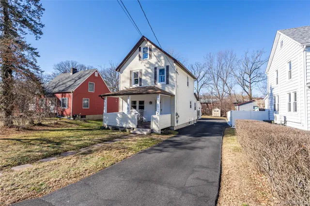$475,000 | 28 Maple Street, Cornwall, NY 12518