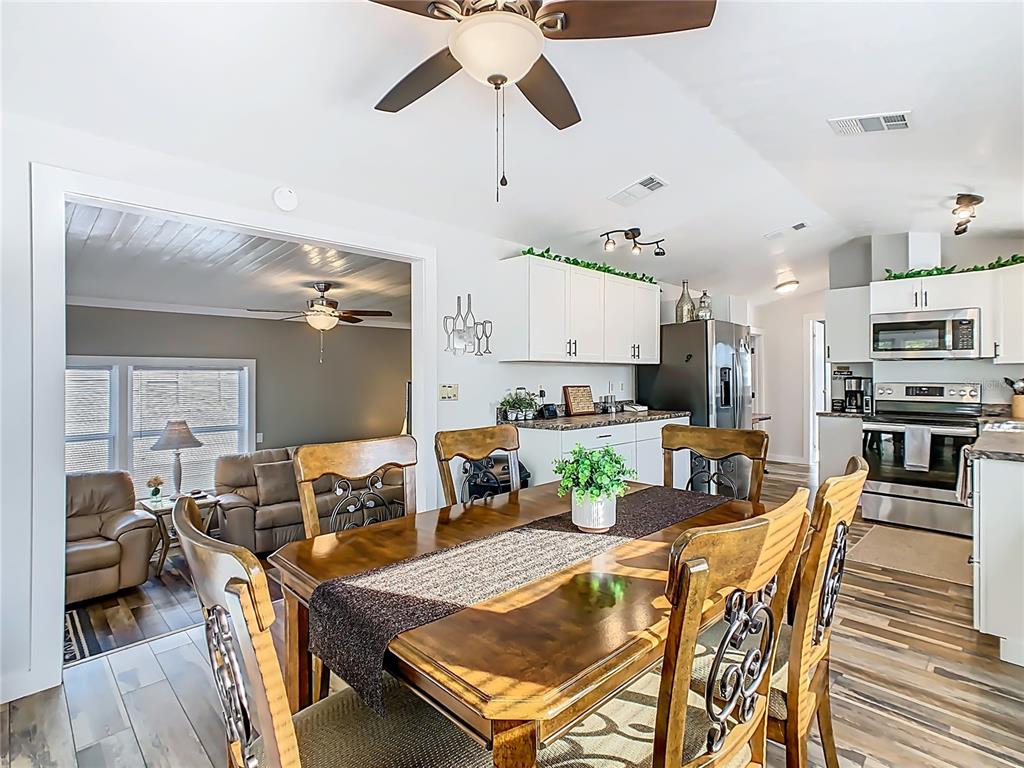 446 Pine Loop Frostproof, FL 33843 - Photo 5 of 24