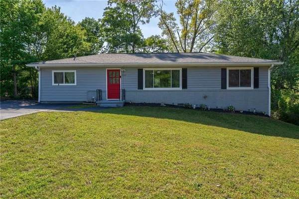 $350,000 | 3092 Biggern Avenue, Smyrna, GA 30082