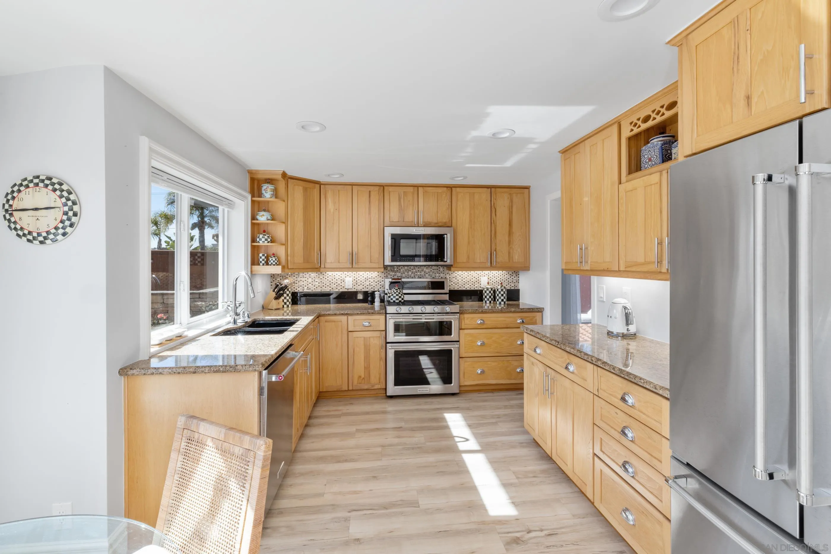 773 Winding Way Encinitas, CA 92024 - Photo 13 of 36 Gallery Image 13
