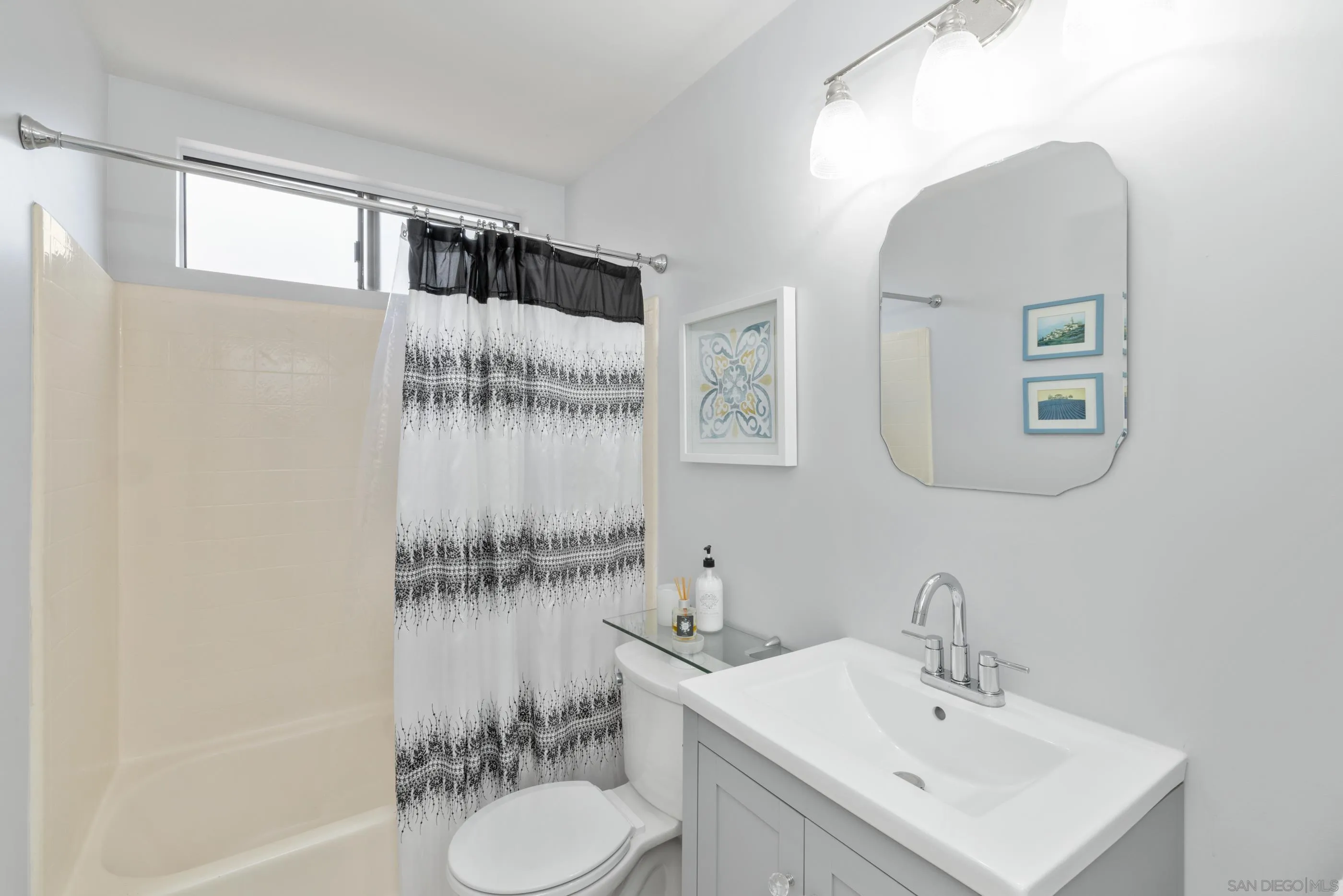 773 Winding Way Encinitas, CA 92024 - Photo 28 of 36 Gallery Image 28
