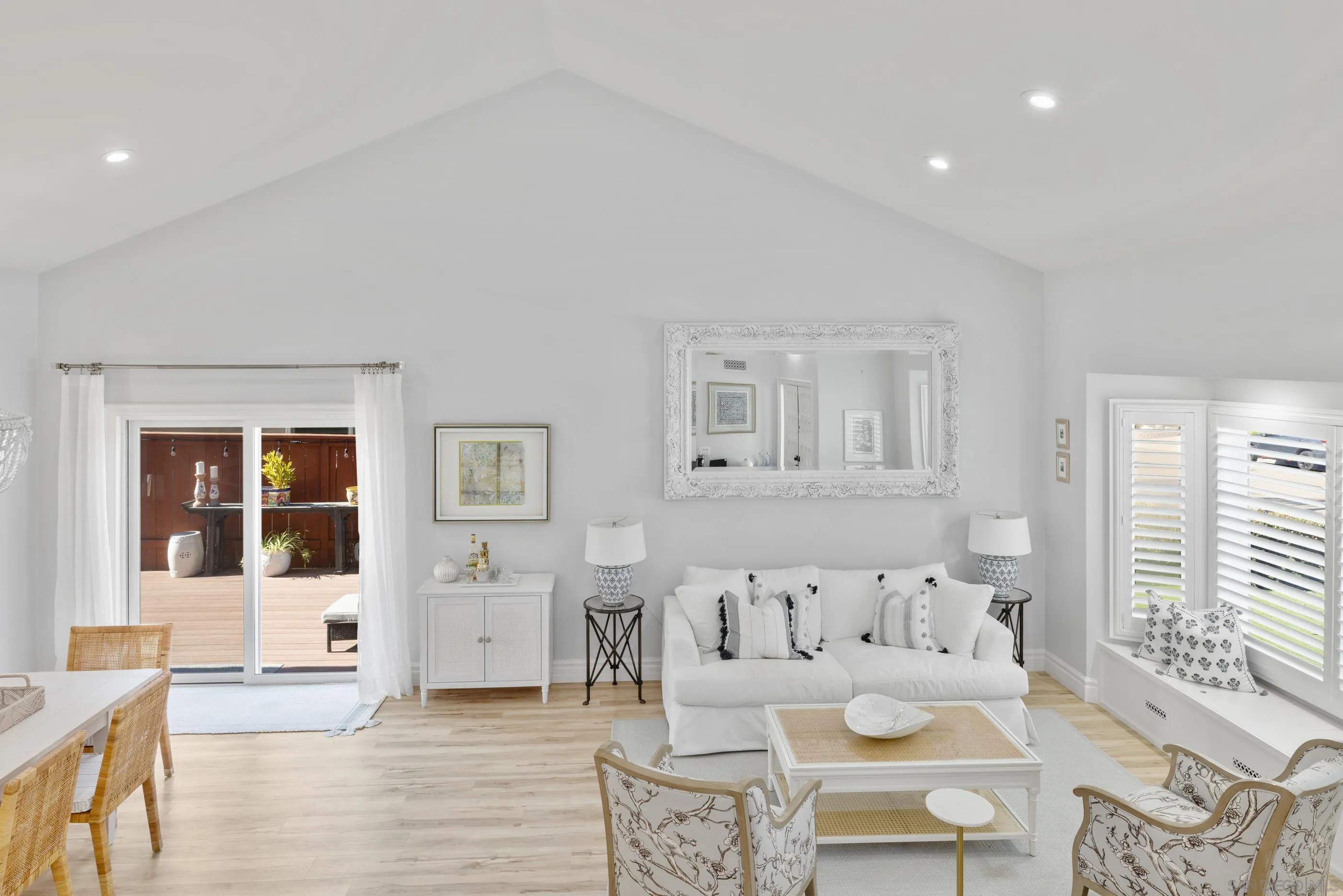 773 Winding Way Encinitas, CA 92024 - Photo 4 of 36 Gallery Image 4