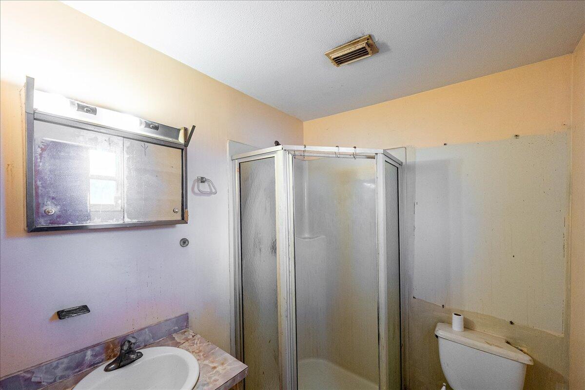 2935 Middle Road Fort Pierce, FL 34981 - Photo 16 of 19 35-DSC6001