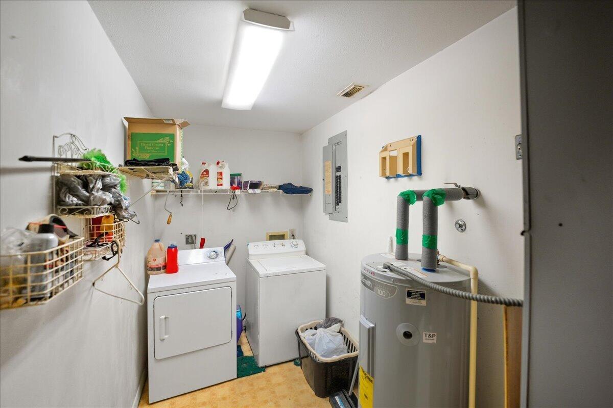 2935 Middle Road Fort Pierce, FL 34981 - Photo 9 of 19 19-DSC5936