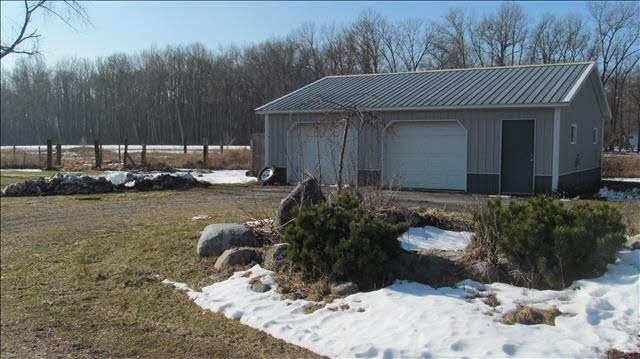 15633 Ida Center Road Petersburg, MI 49270 - Photo 16 of 16 20390334-15.JPG