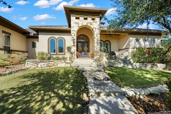 $1,175,000 | 1888 Split Mountain, Canyon Lake, TX 78133