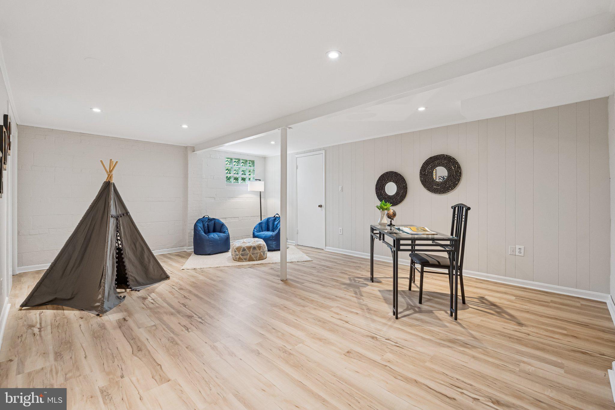 8510 West Howell Road Bethesda, MD 20817 - Photo 31 of 45 Recreation Room