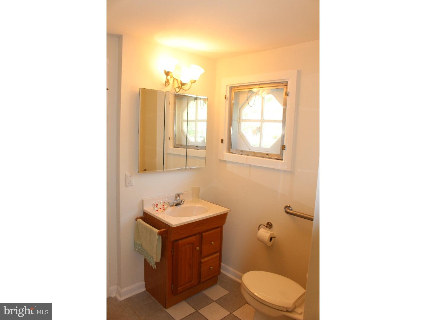 530 Howard Road Cherry Hill, NJ 08034 - Photo 14 of 25 Gallery Image 14