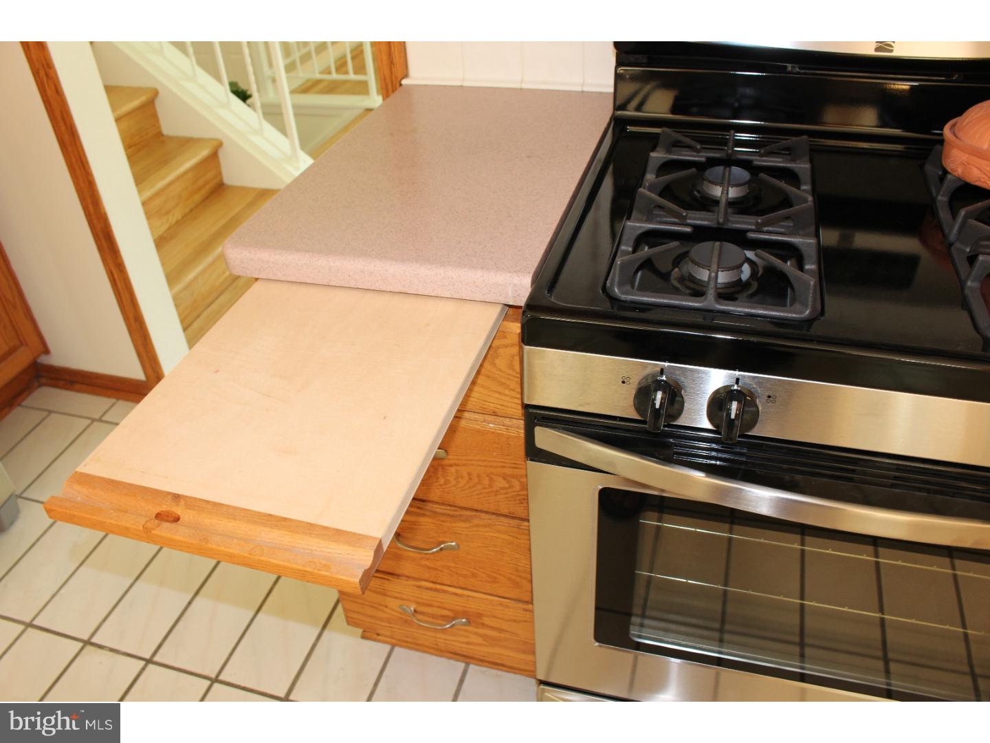 530 Howard Road Cherry Hill, NJ 08034 - Photo 6 of 25 Gallery Image 6