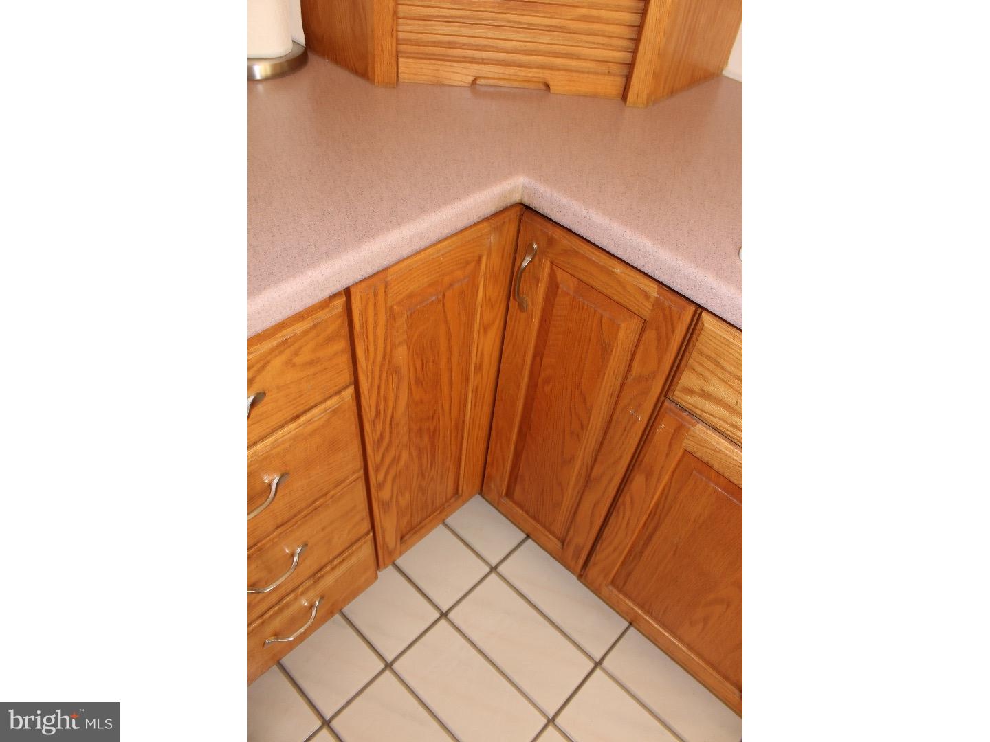 530 Howard Road Cherry Hill, NJ 08034 - Photo 8 of 25 Gallery Image 8